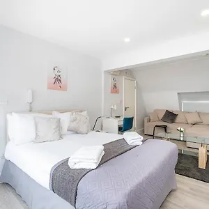  Apartment Securematics Superior Studio United Kingdom